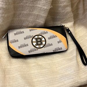 Boston Bruins clutch zip around wallet. NHL vegan